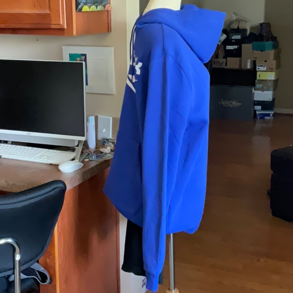 Reebok Bright Cobalt Training Hoodie in Sizes M and XL, NWT - Picture 2 of 16